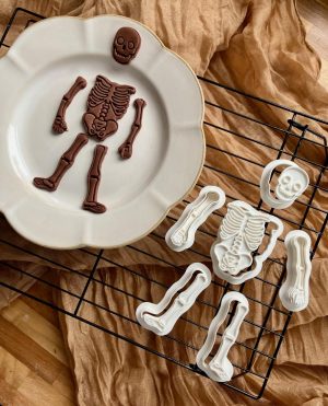 8cm vampire fangs cookie cutter and fondant embosser with blood drip detail