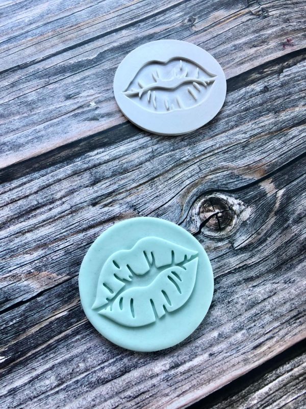 Lips Fondant Stamp Embosser, Pucker Up, Kiss, Pout, Valentine's Day, Kisses