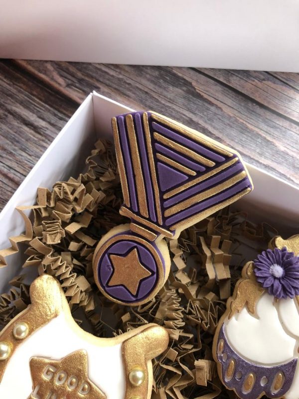 Medal Cookie Cutter and Fondant Stamp