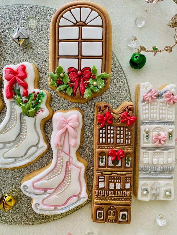 90972fe9-3f45-4a03-ab99-62aba2fede84 Town House Cookie Cutter and Fondant Stamp, New Home, Christmas