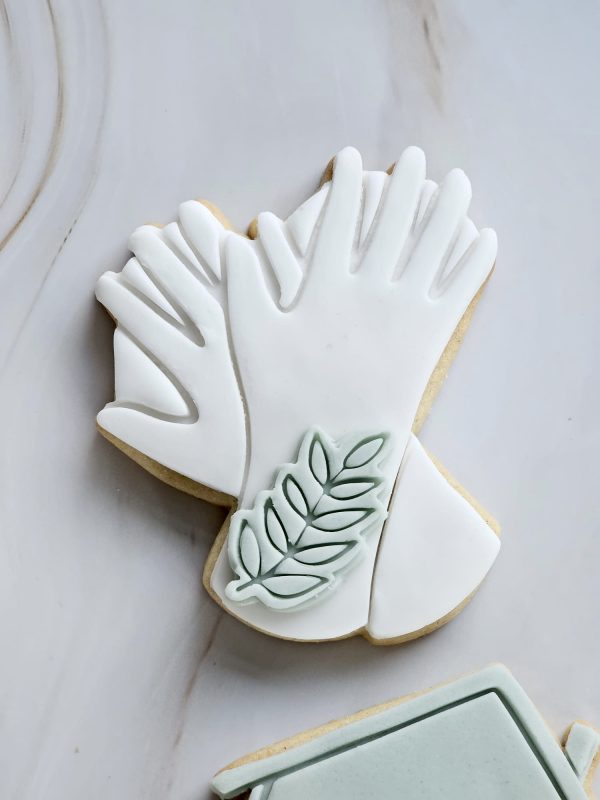 e3a2bc34-96fa-4b7a-a25e-cb88719daea0 Washing Up Gloves Cookie Cutter and Fondant Stamp, Marigolds, New Home