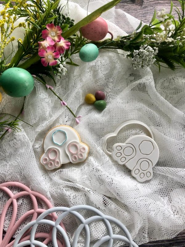 Bunny Bottom Cookie Cutter and Fondant Embosser Bunny Bottom Cookie Cutter and Fondant Embosser