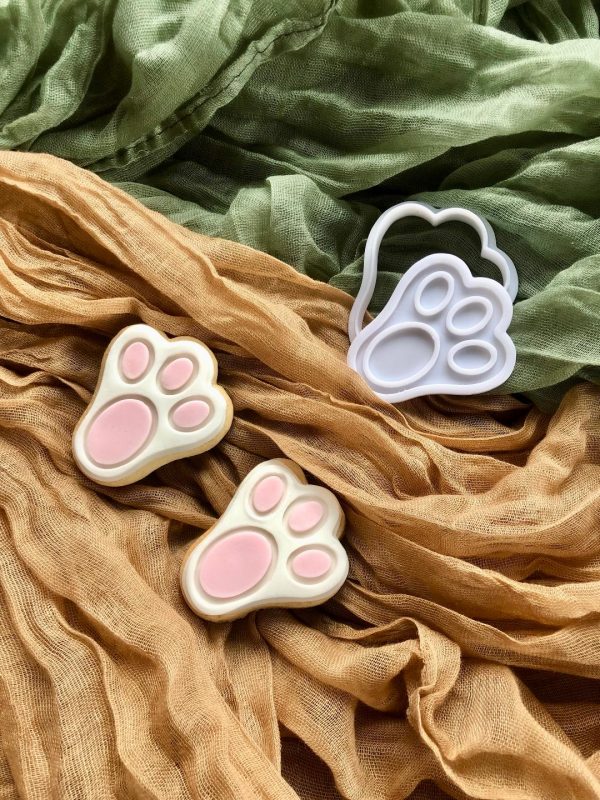 bunny paws Miniature Paw Print Cookie Cutter and Fondant Stamp, Treat Box Filler, Bunny Paw, Easter Bunny, Mini