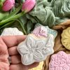 Flower Cookie Cutter and Fondant Embosser Flower Cookie Cutter and Fondant Embosser