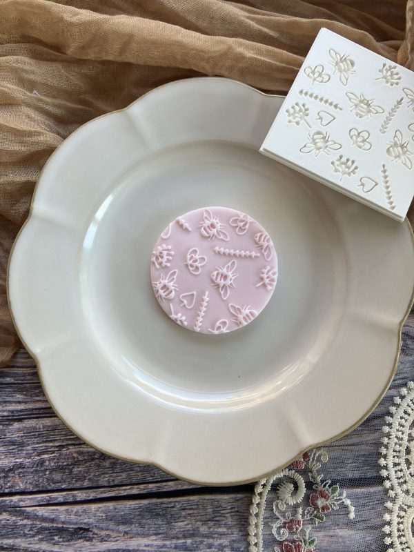 IMG_6415 Bee and Plant Pattern Fondant Stamp Embosser, Bumble Bee, Winnie The Pooh