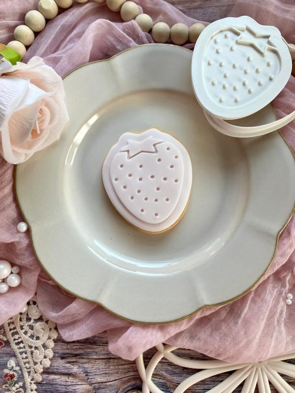 Strawberry Cookie Cutter and Fondant Stamp Embosser, Berry, Fruit, Brunch