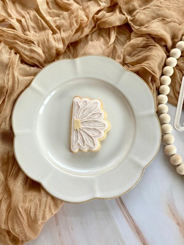 Wildflower Cookie Cutter and Fondant Stamp Embosser, Half Flower, Pretty Flower, Daisy