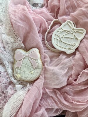 Bow Disco Ball Cookie Cookie Cutter and Multi Pop Embosser, Taylor Swift, Coquette, Party, Birthday