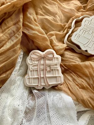 Books with a Bow Cookie Cutter and Fondant Embosser