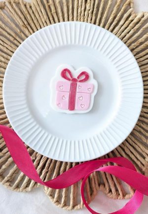 Heart Gift Cookie Cutter and Fondant Embosser