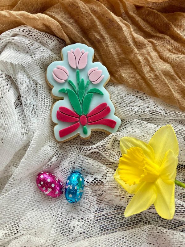 Tulips Cookie Cutter and Embossers