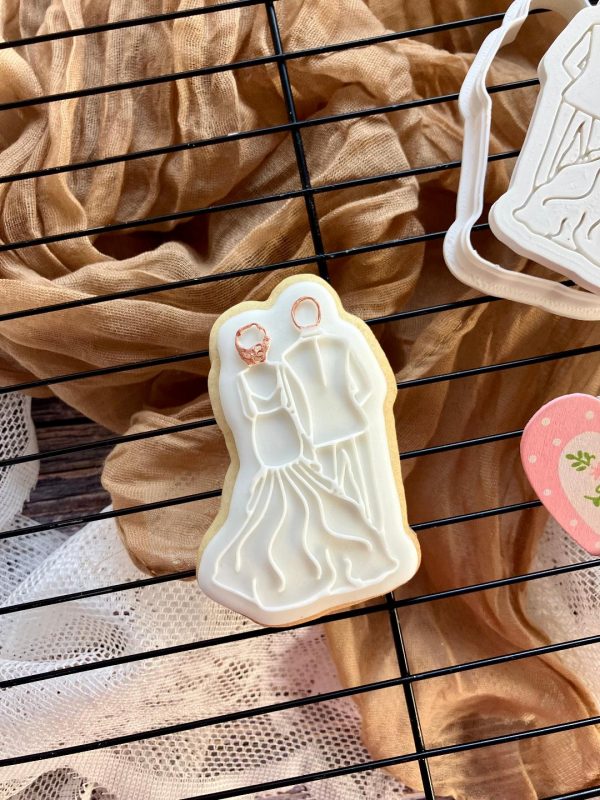 Bride and Groom Cookie Cutter and Fondant Embosser Bride and Groom Cookie Cutter and Fondant Embosser