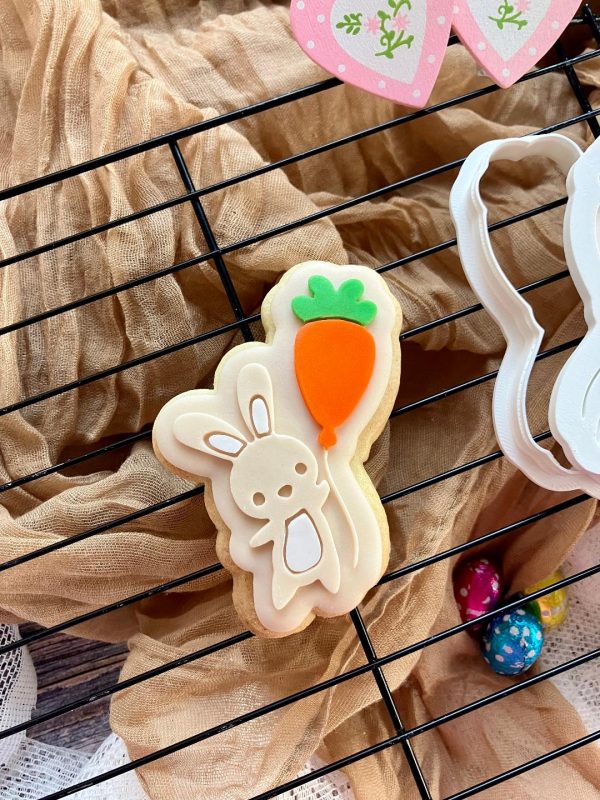 bunny carrot Rabbit with Carrot Balloon Cookie Cutter and Fondant Stamp Embosser, Easter, Bunny