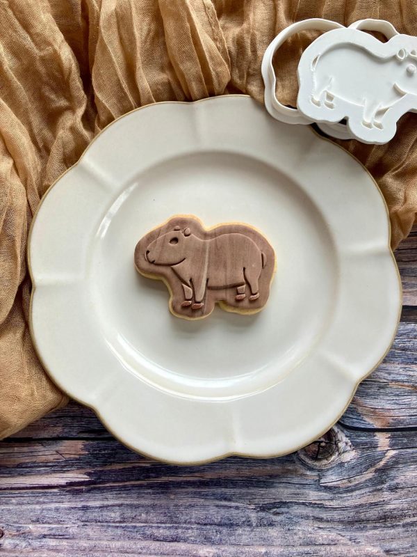 Capybara Cookie Cutter and Fondant Embosser
