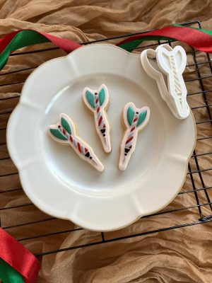 Darts Cookie Cutter and Fondant Embosser