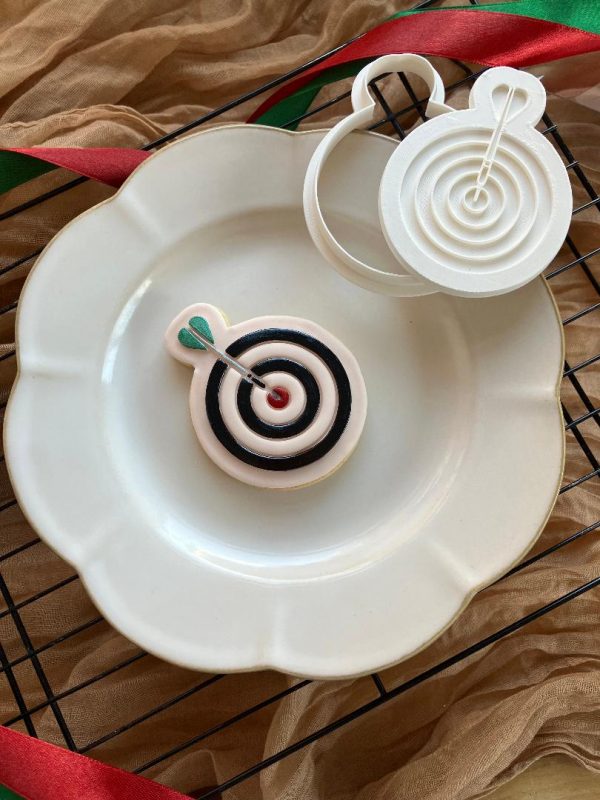 Dart Board and Dart Cookie Cutter and Fondant Embosser, Father's Day, Dart, Sport, Hobby, Target