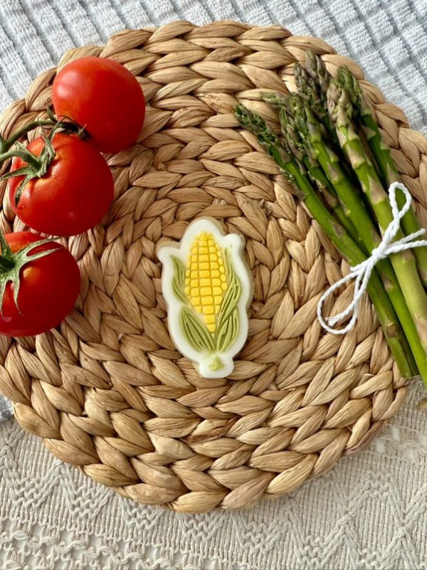 7881FD8A-C9DC-4A5D-B8CB-232E699FC67E Corn on the Cob Cookie Cutter & Fondant Embosser – Vegetable & Harvest