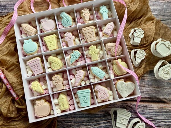 Set of 6 Miniature Cookie Cutters and Embossers