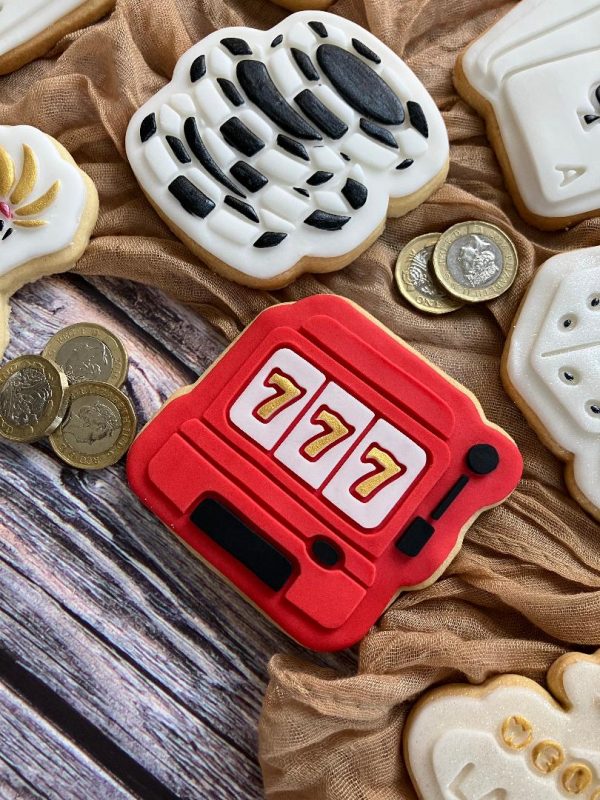 777 Cookie Cutter and Fondant Stamp Embosser