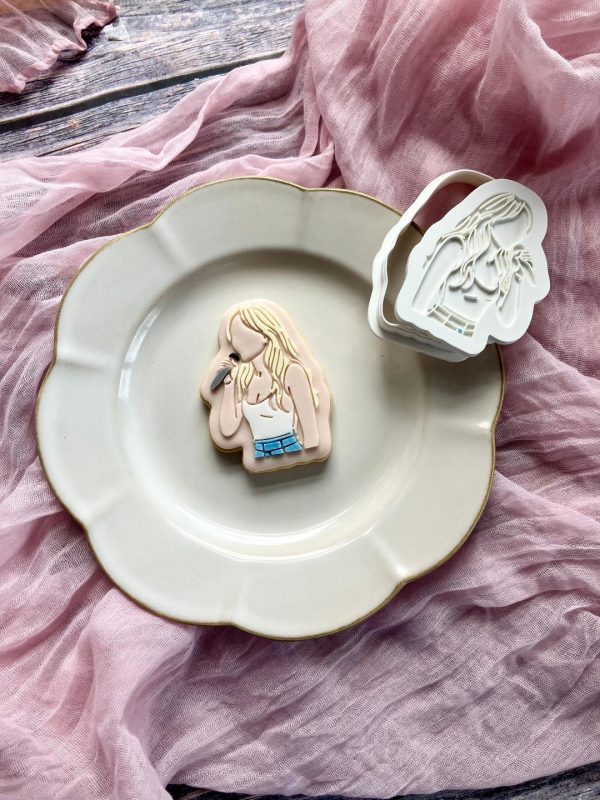 Sabrina Carpenter Cookie Cutter and Fondant Stamp Embosser, Blonde Girl, Singer