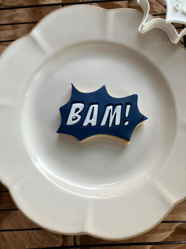 BAM! Cookie Cutter & Fondant Embosser – Comic Book Superhero Design (8cm)