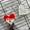 1 Bleeding Heart Cookie Cutter & Fondant Embosser β Vampire Halloween Design (8cm)