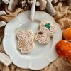 Mouse Holding an Acorn Cookie Cutter & Fondant Embosser – Autumn/Winter Design (8cm)