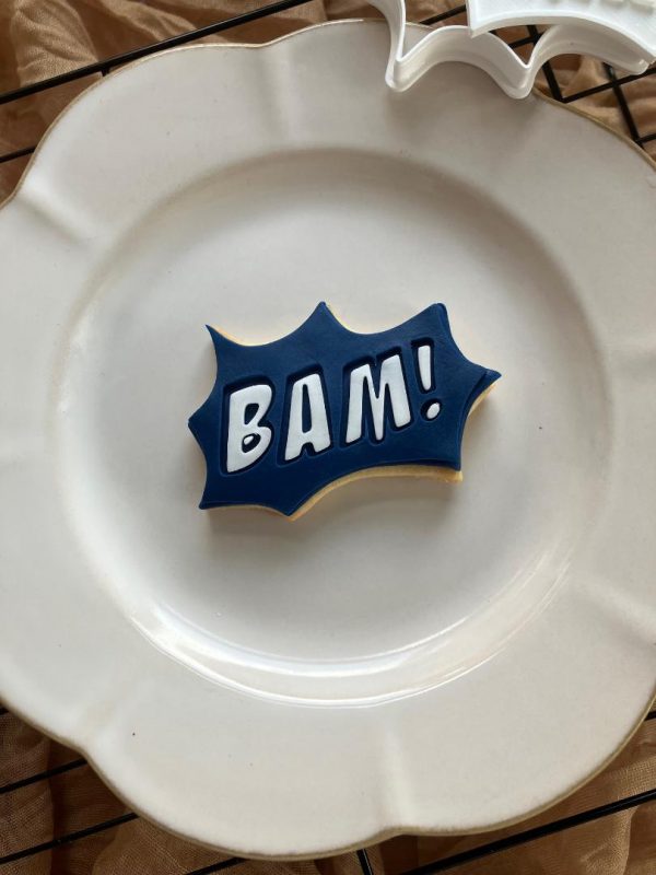 BAM! Cookie Cutter & Fondant Embosser – Comic Book Superhero Design (8cm)
