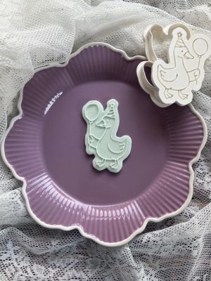 8cm goose cookie cutter and fondant embosser with party hat and balloon design