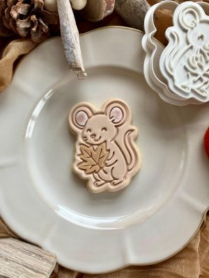 8cm mouse cookie cutter and fondant embosser with leaf, no hat