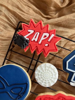 8cm cookie cutter and fondant embosser with comic book style ZAP! text