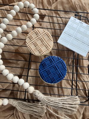 Plaid Tartan Check Cookie Stamp – 8cm Fondant Embosser – Square Pattern Baking Tool