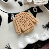 Cosy Sweater Cookie Cutter โ Chunky Knit Embosser (8cm) 8cm chunky sweater cookie cutter and fondant embosser with cosy knit detail