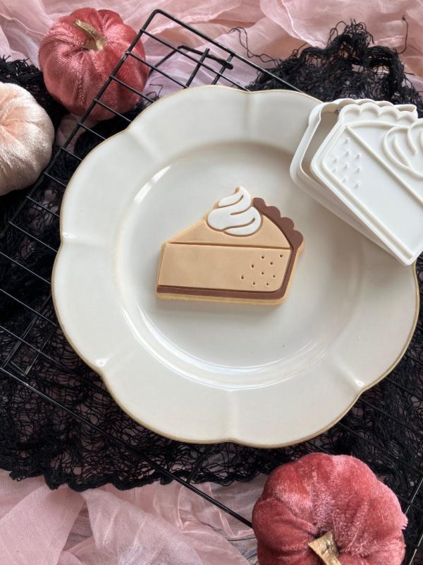 Pumpkin Pie Slice Cookie Cutter & Fondant Embosser – Autumn Baking Design (8cm)