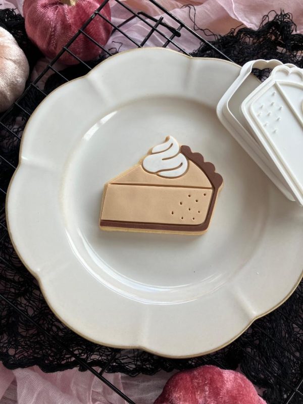 Pumpkin Pie Slice Cookie Cutter & Fondant Embosser – Autumn Baking Design (8cm)