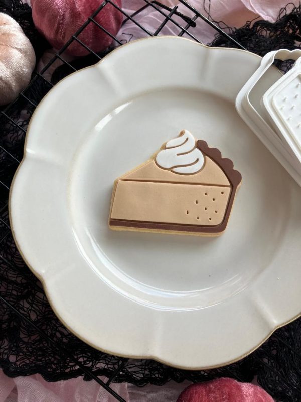 Pumpkin Pie Slice Cookie Cutter & Fondant Embosser – Autumn Baking Design (8cm)